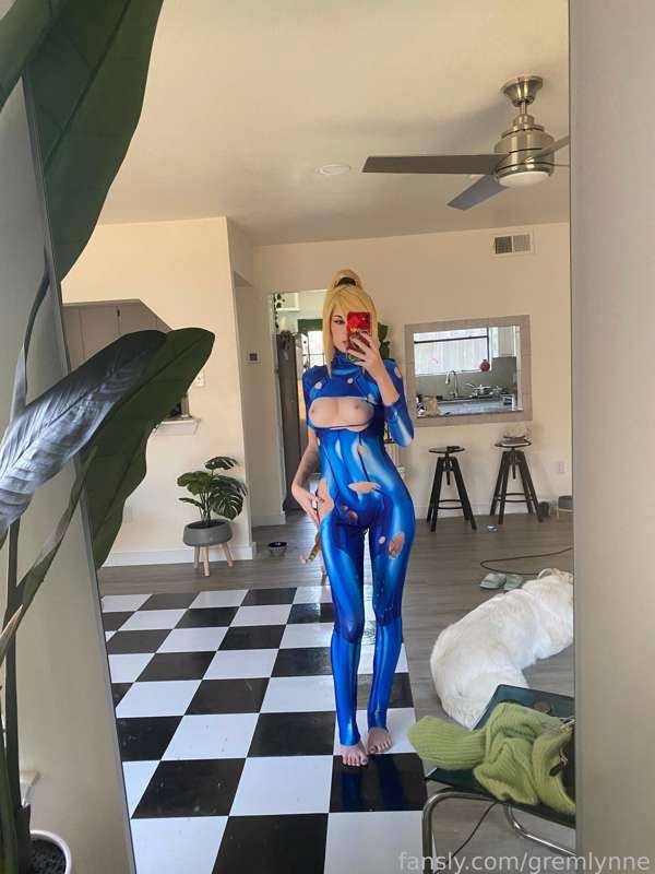 Ripped samus suit 