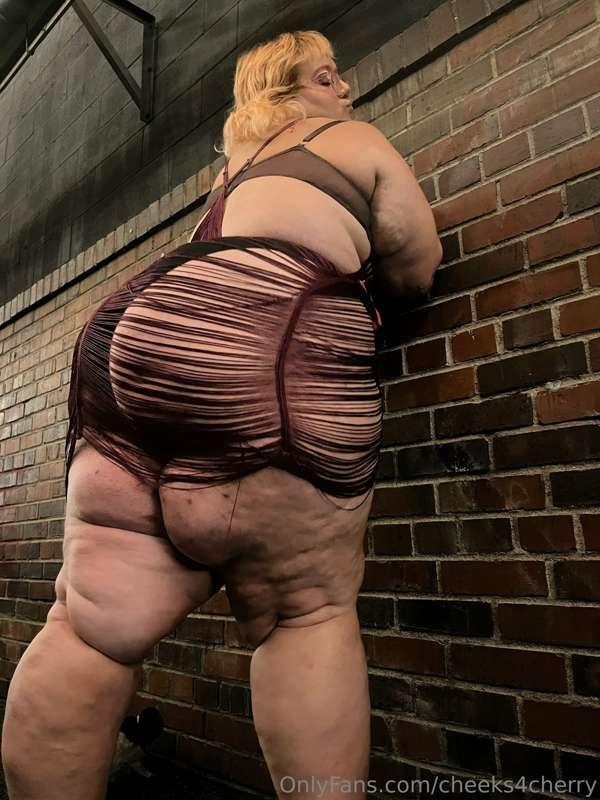 What would you do if you saw me like this at the club?