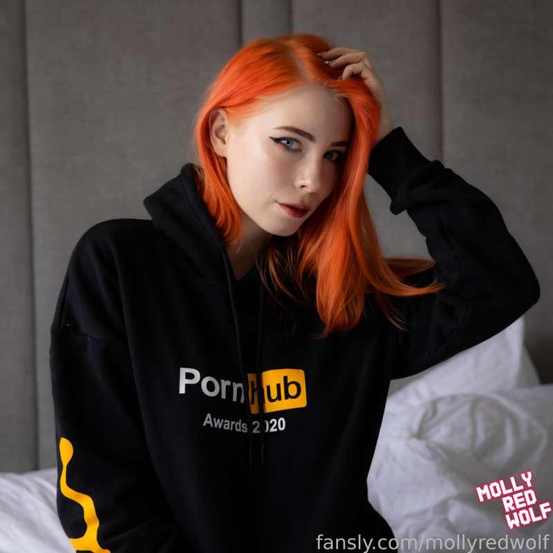mollyredwolf image #11
