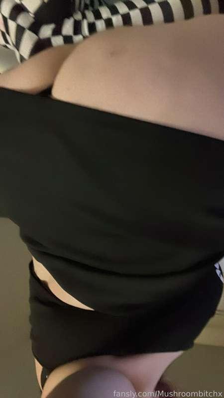 mushroombitchx image #2