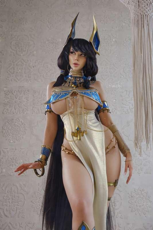 AUGUST | BASTET 