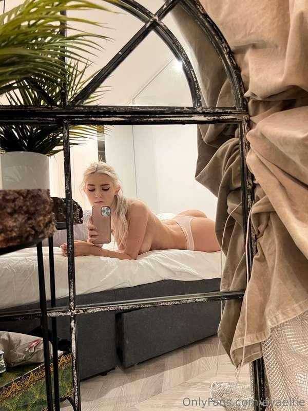 this isn’t me seducing you through the mirror… unless it’s w..
