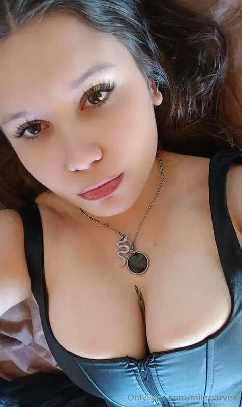 ❄️Beautiful curvy white girl, very naughty and just for you❄..