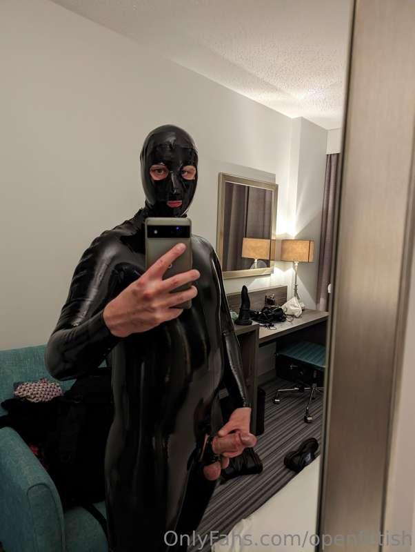 Creeping in to your hotel room... 🤐