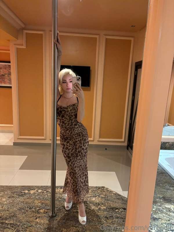 Are you ready for my live video? I'll be ready in a few minu..