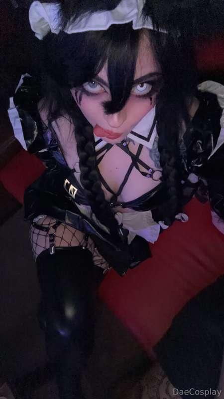 Who let the slut into the club 