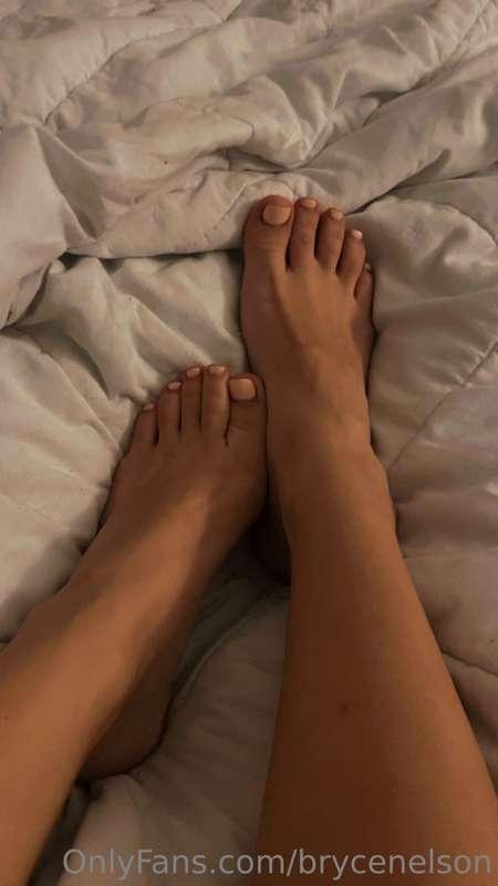 Do you like feet content?🥰🙈