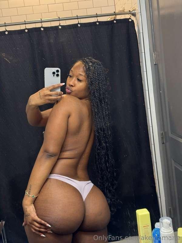 akeylamarie image #0