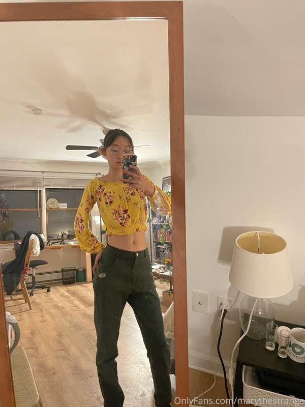 Outfit of the day… visiting a relative for the weekend so I’..
