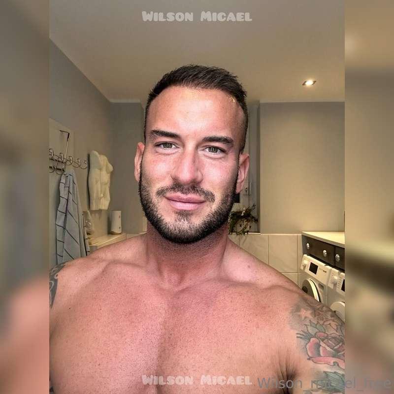 wilson_micael_free image #0