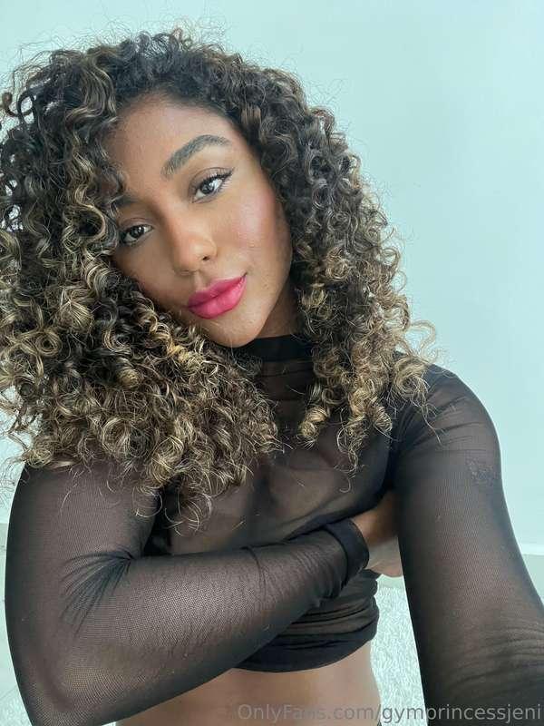 savannahroseofficial image #1