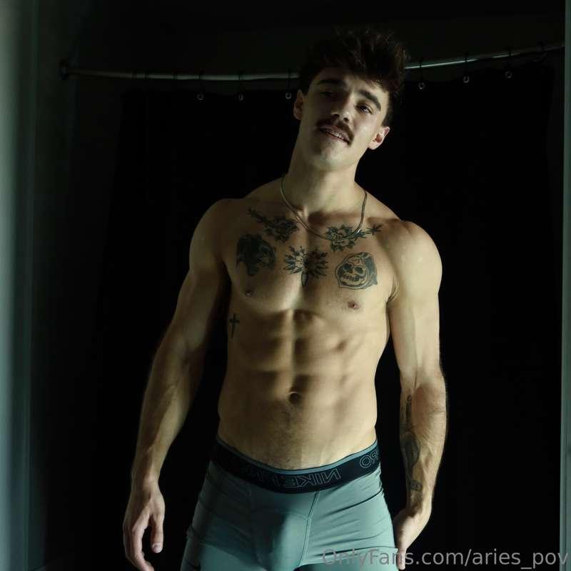 I'm waiting, hmu 😈