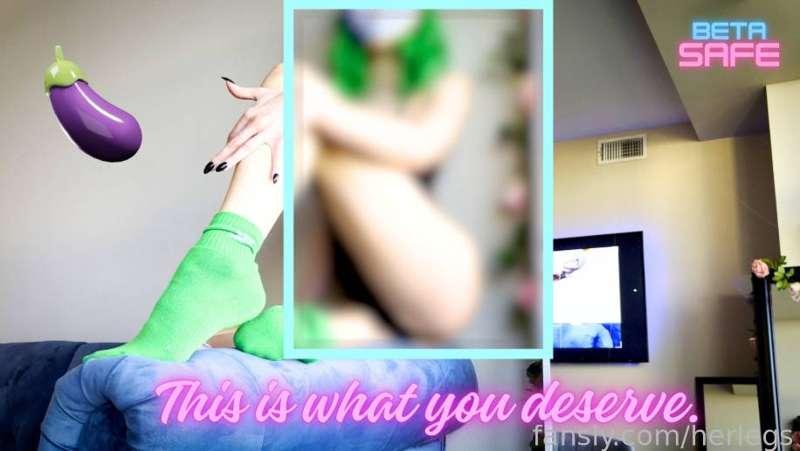 Gay Porn ONLY for Beta Men.

That's right loser. You are at a point where you understand that obedience is pleasure, so you know that female nudity is too much for you. Well I want you to look at my green socks and listen to my voice while I tell you EXACTLY what is it that a beta man like you deserves. You deserve denial, and GAY PORN. That's right loser.... Gay porn only for beta men like you. Goon to my socks, feet and my voice while you understand what you truly are. 😈

#fyp #gay #gayhumiliation #humiliation #nuditydenial 

