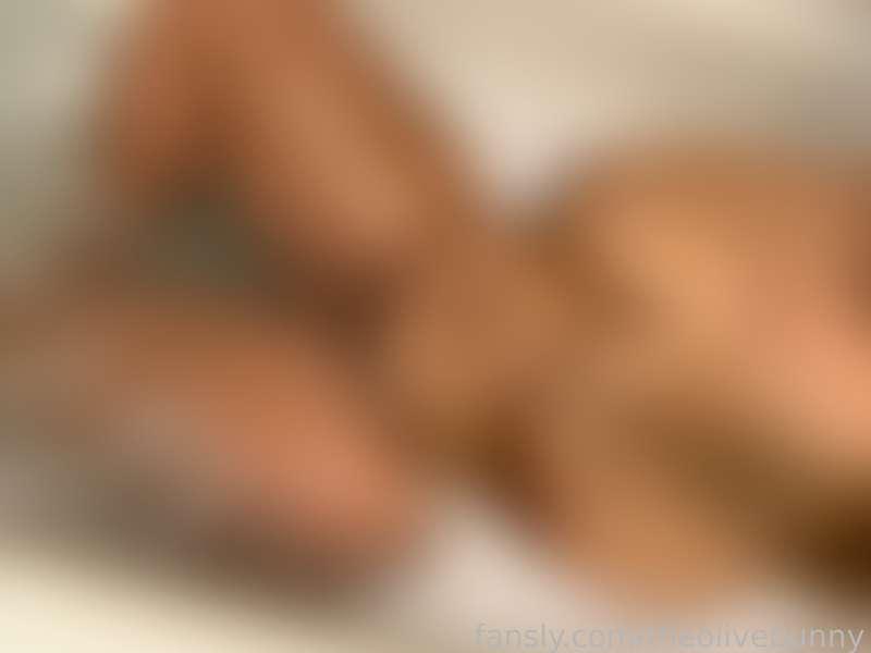 theolivebunny image #1