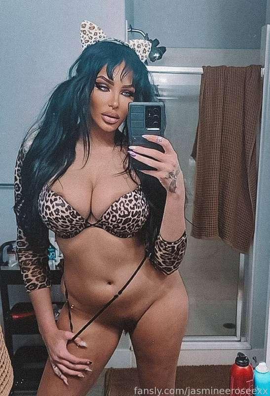 @harleygunner bet me $1k I couldn't get 1k of my fans to follow her 6ft giant ass in under 24 hrs... let's prove her wrong so that I win the bet!!😆 SHE'S FREE 😜👇#fyp

https://fans.ly/subscriptions/giftcode/NDc0MTAzNTIxMjIyODYwODAwOjE6MTphNTNmZmE1M2U3
