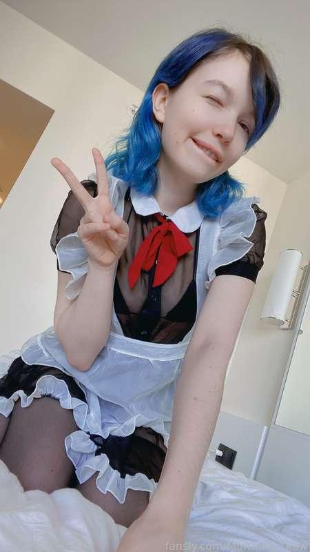 Did somebody order a maid? :O