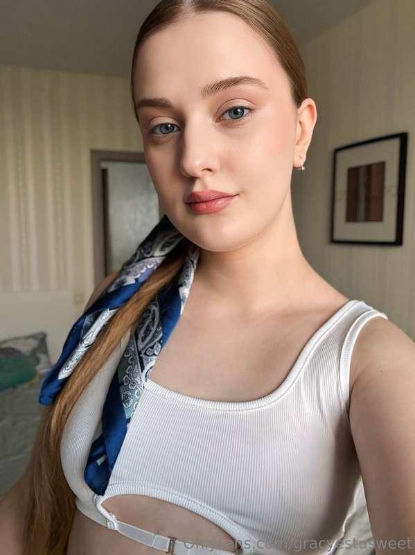 Tied the scarf three times, hated it every time, gave up, th..