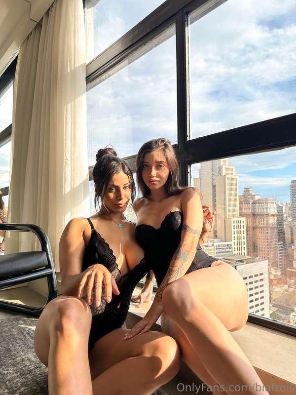 Ur brazilian gfs 😍 @brownfitbaby