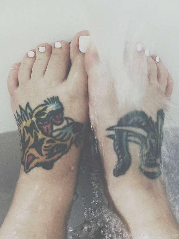 Currently relaxing in the bath 🛀