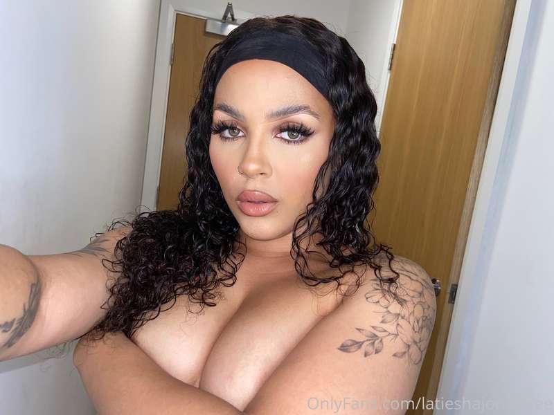 Using this as a way to preview my actual onlyfans where all ..