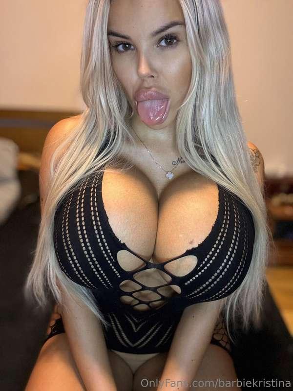 Cum all over my face 😋