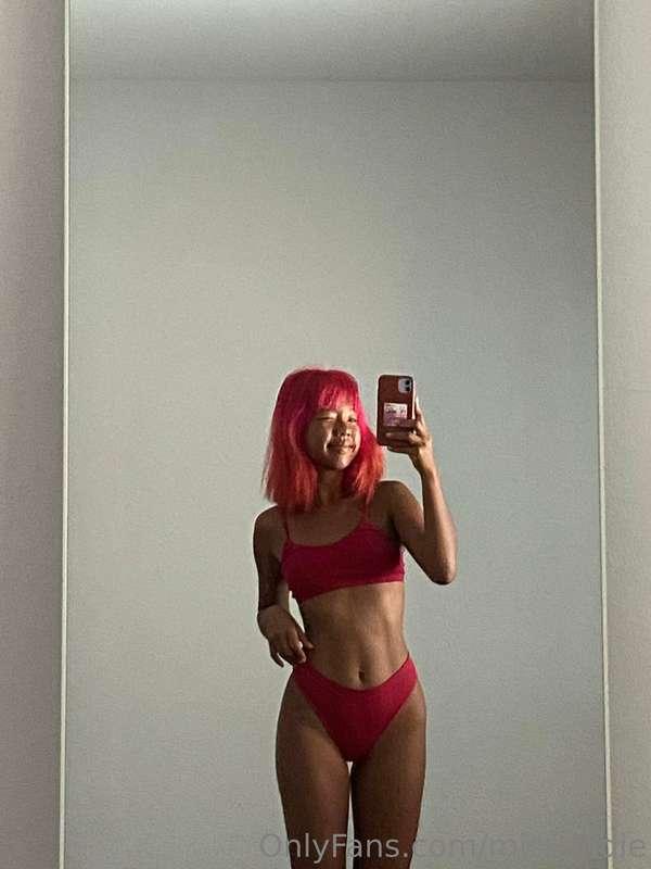 Do you like my hair colors baby?
I want you to grab it,bend ..