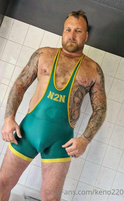 Wet Green Singlet - first batch of pix