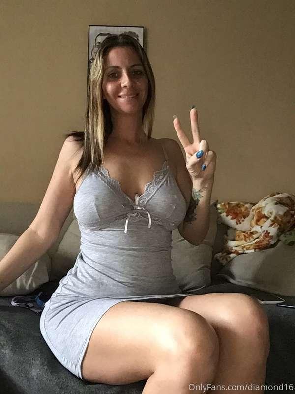 They say it’s not real unless you do the peace sign ✌🏼 lol