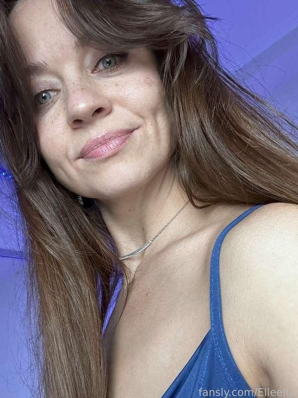 elleelfa image #1