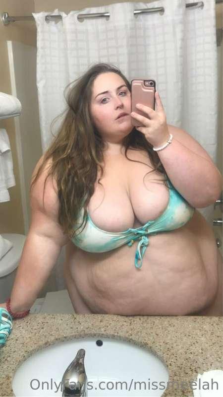 missmeelah image #3