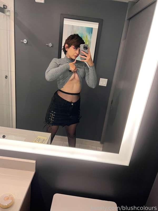 blushcolours image #3