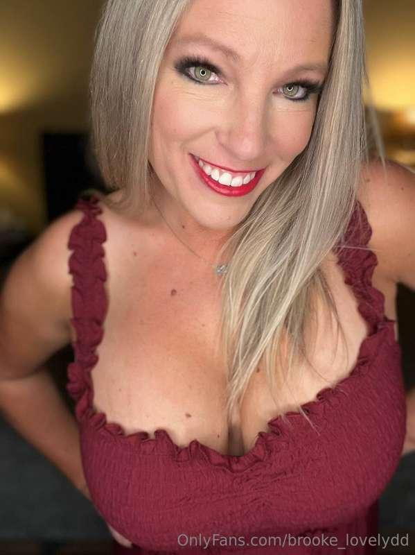 good boys get treats, are you going to be good to me? 😈