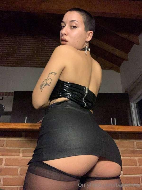 ## mistress ass is the best thing you'll see today. WORSHIP ..