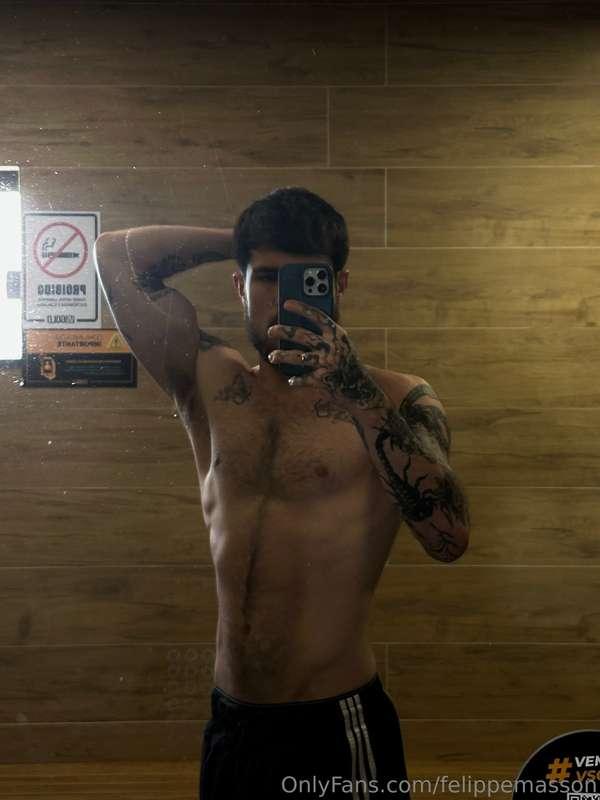 Hey guys! Here to remember u all to like all my posts and vi..