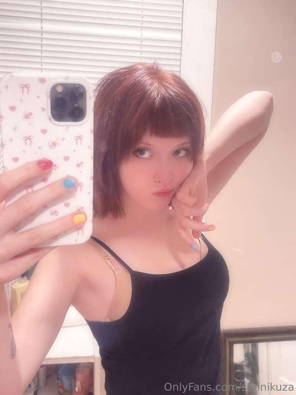 someone text me i’m bored :( also new hair