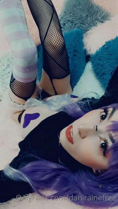 danirainefree main image