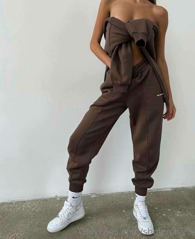 Let's go for a walk?🙈😜