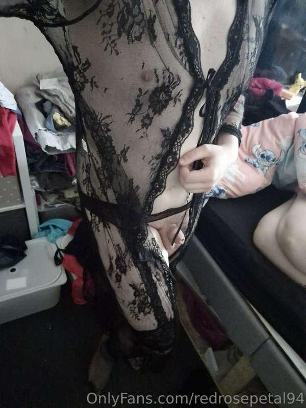 redrosepetal94 image #2