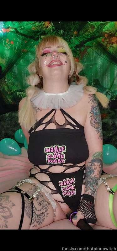thatpinupwitch image #1