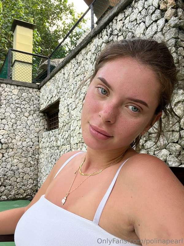 Little sunburnt 👅
