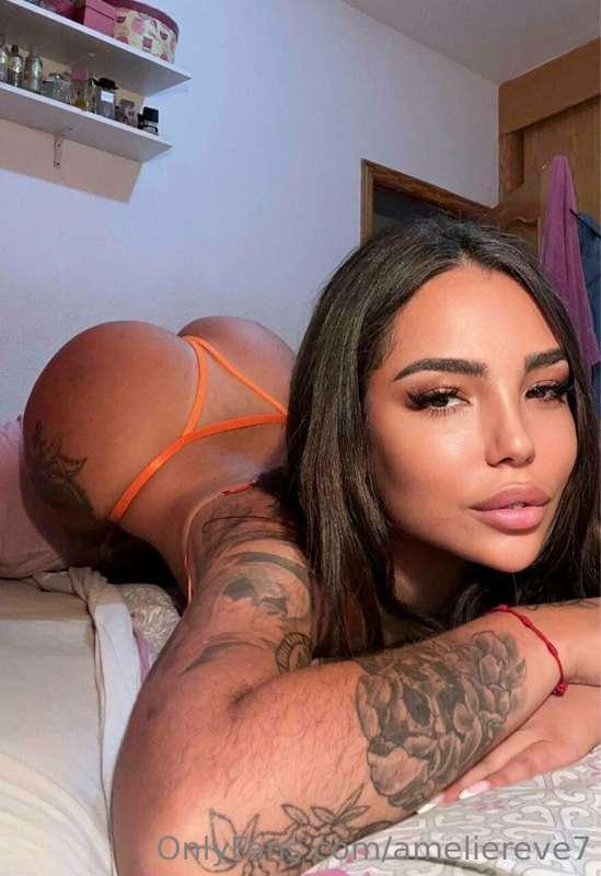Mondays are always more fun when you cum once or twice 😜