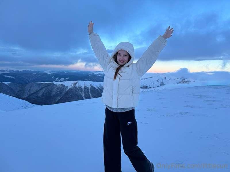 At an altitude of 2000 meters, where there is only me and en..