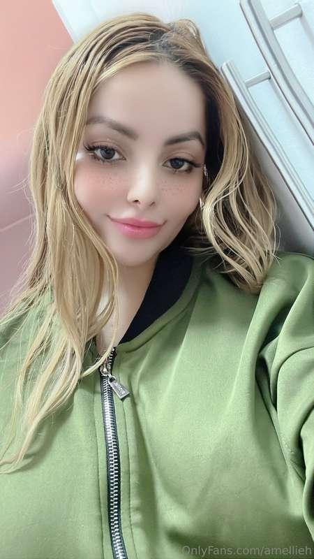 DM me what you find the most attractive on a women…