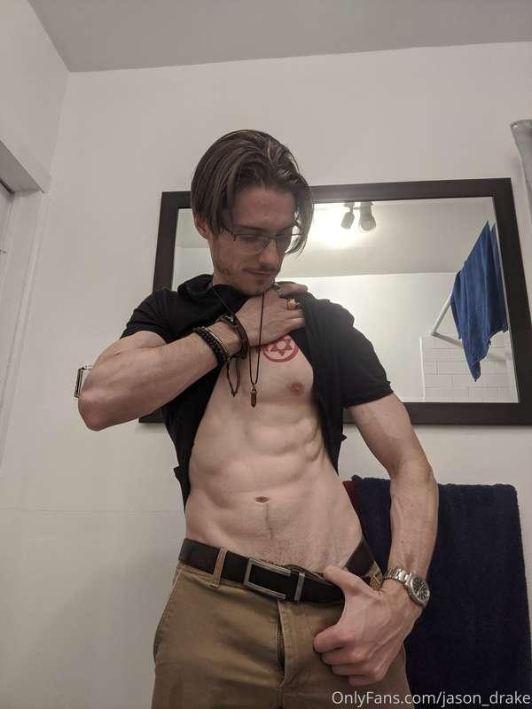 First photoset! For a little pre/post shower action