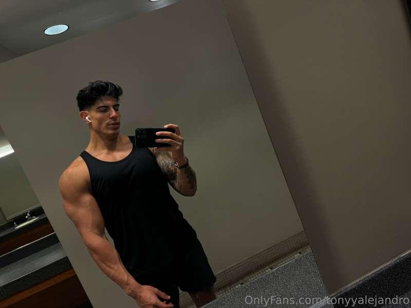 Empty bathroom at the gym gets me thinking about..... you kn..