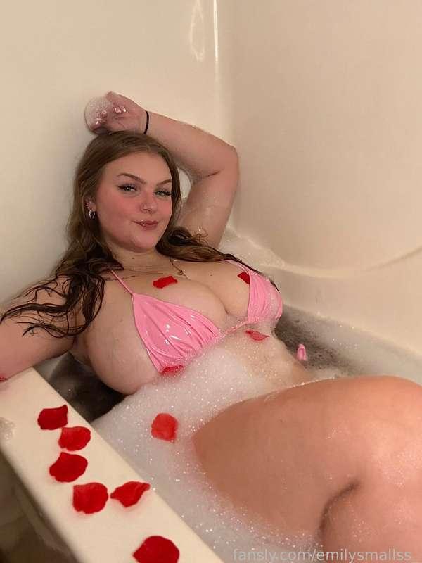 emilysmallss_ image #1