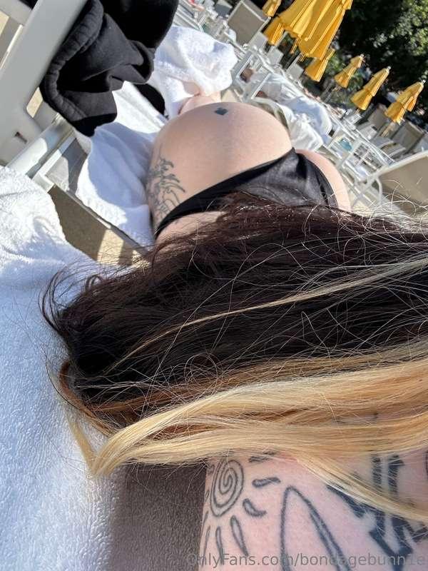 ass out hehe