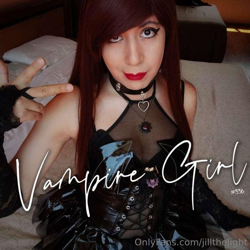 Una vampira así nomas 🦇🖤✨No se olviden de ver mis redes soci..