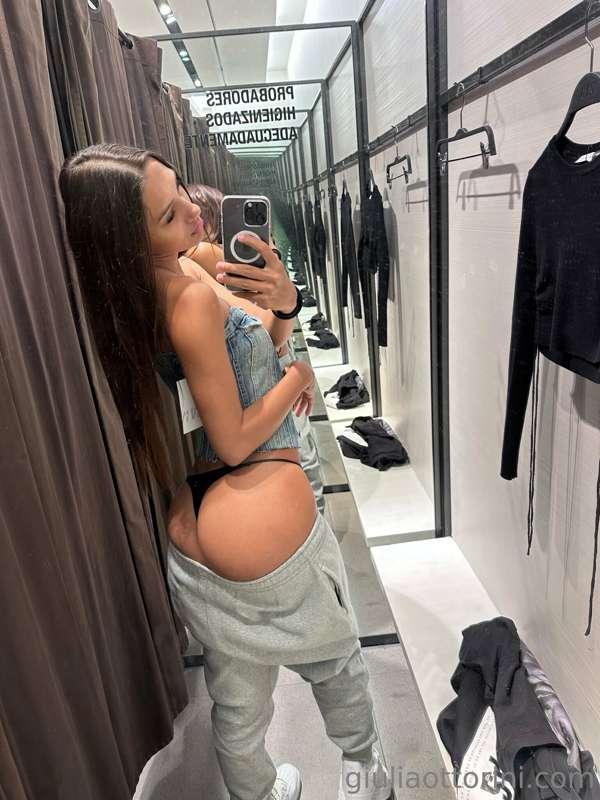 ***TIP MENU'*** 🔞
scegli ciò che ti piace di più e ricevilo ..