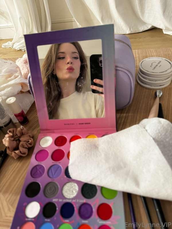 😘 🥰 i got to sleep in a lil this morning!! now im just doing..